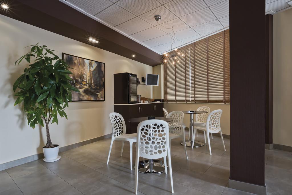 סאקס Hotel Fuente El Cura מראה חיצוני תמונה