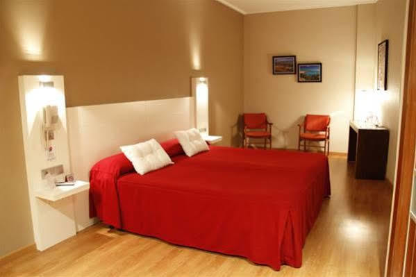 סאקס Hotel Fuente El Cura מראה חיצוני תמונה