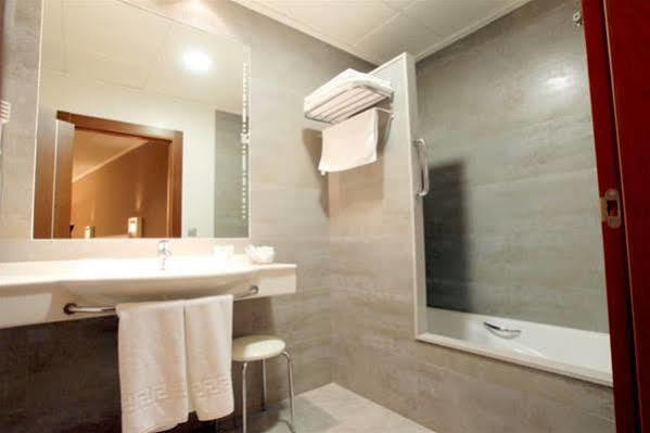 סאקס Hotel Fuente El Cura מראה חיצוני תמונה